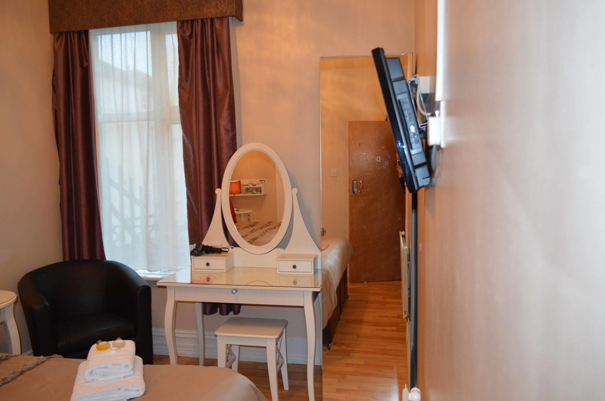 Shirley B & B Борнмут Экстерьер фото